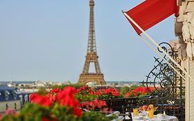 Plaza Athenee Paris Hotel 5*