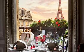 Hotel Plaza Athenee - Dorchester Collection Paris France